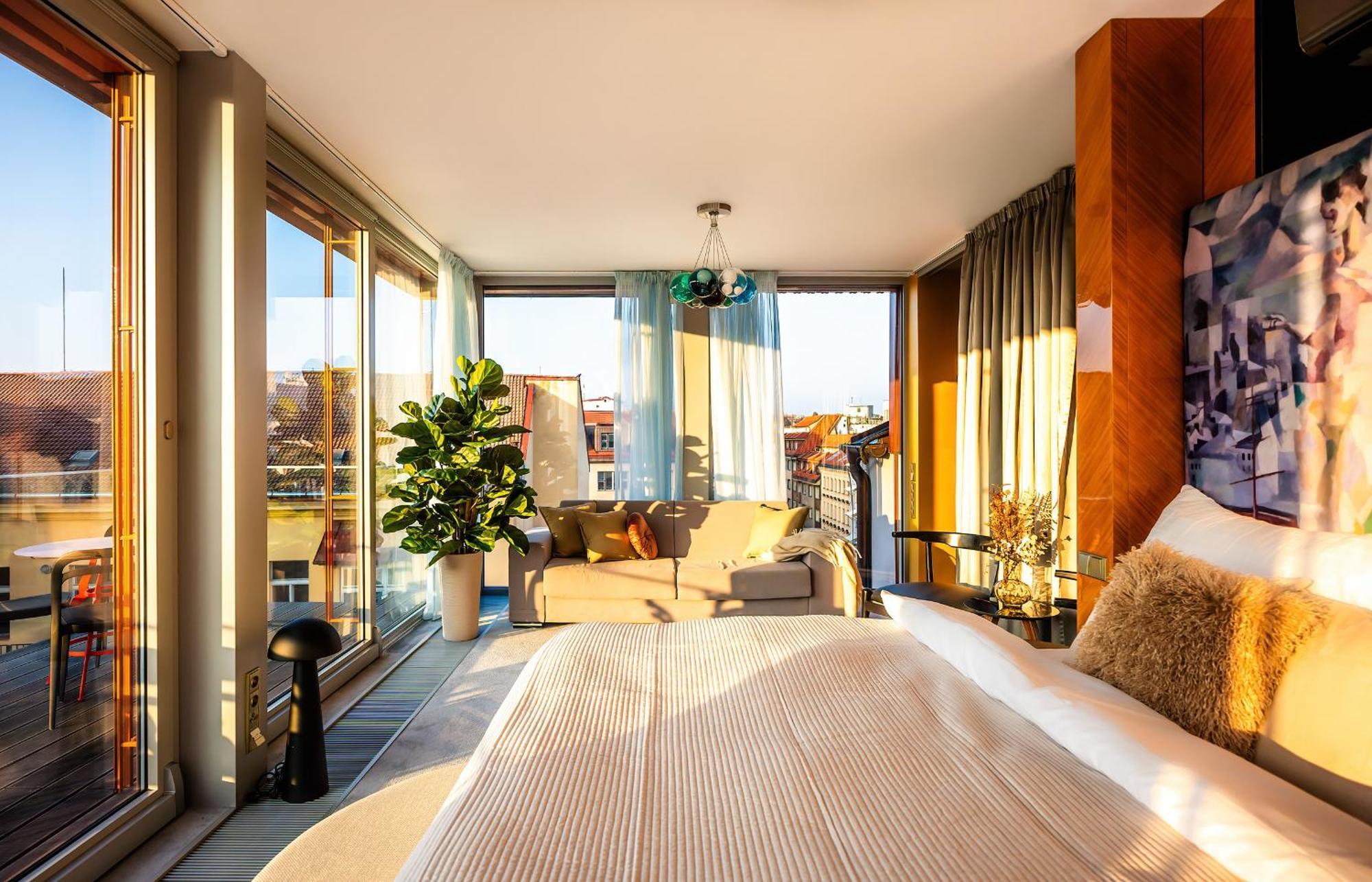 Billionaires Boutique & Premium Suites, Old Town Appartement